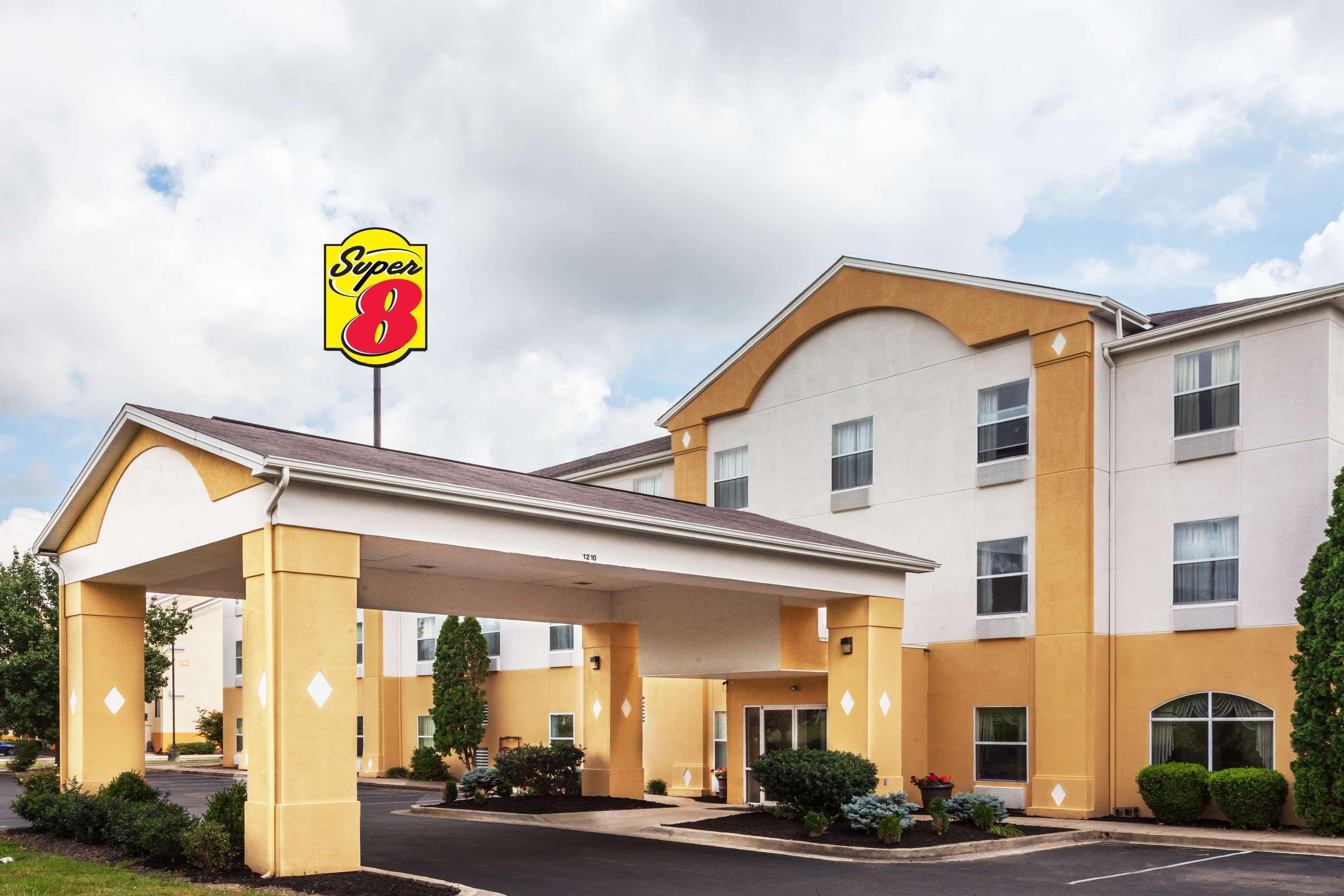 Super 8 By Wyndham La Grange Ky Hotel Екстериор снимка